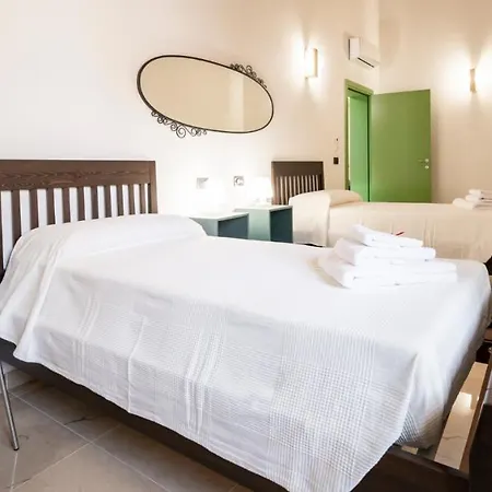 Holiday home Dimore Anna Maria -il Magazzino- *