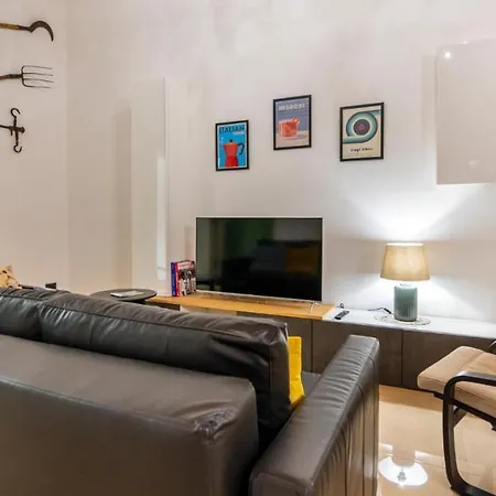 Dimore Anna Maria -il Magazzino- *